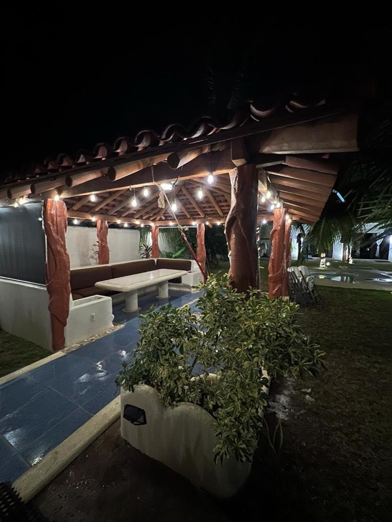 Turtle Beach Villas Zihuatanejo Buitenkant foto