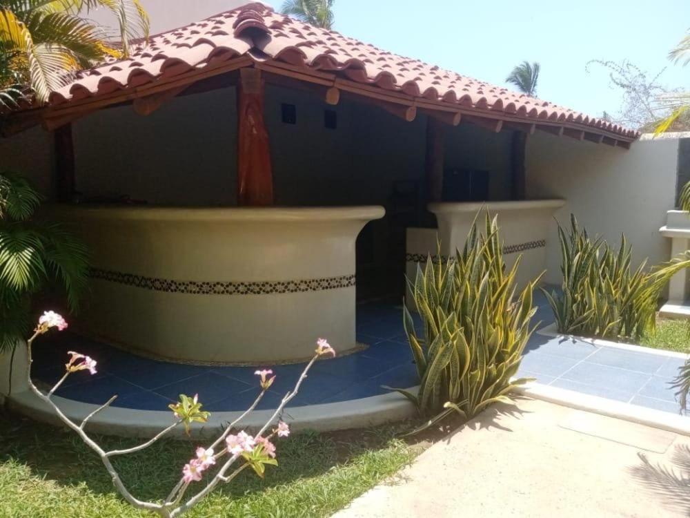 Turtle Beach Villas Zihuatanejo Buitenkant foto